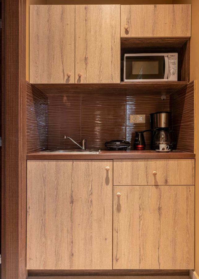 Cool Style Private Apartments Athene Buitenkant foto