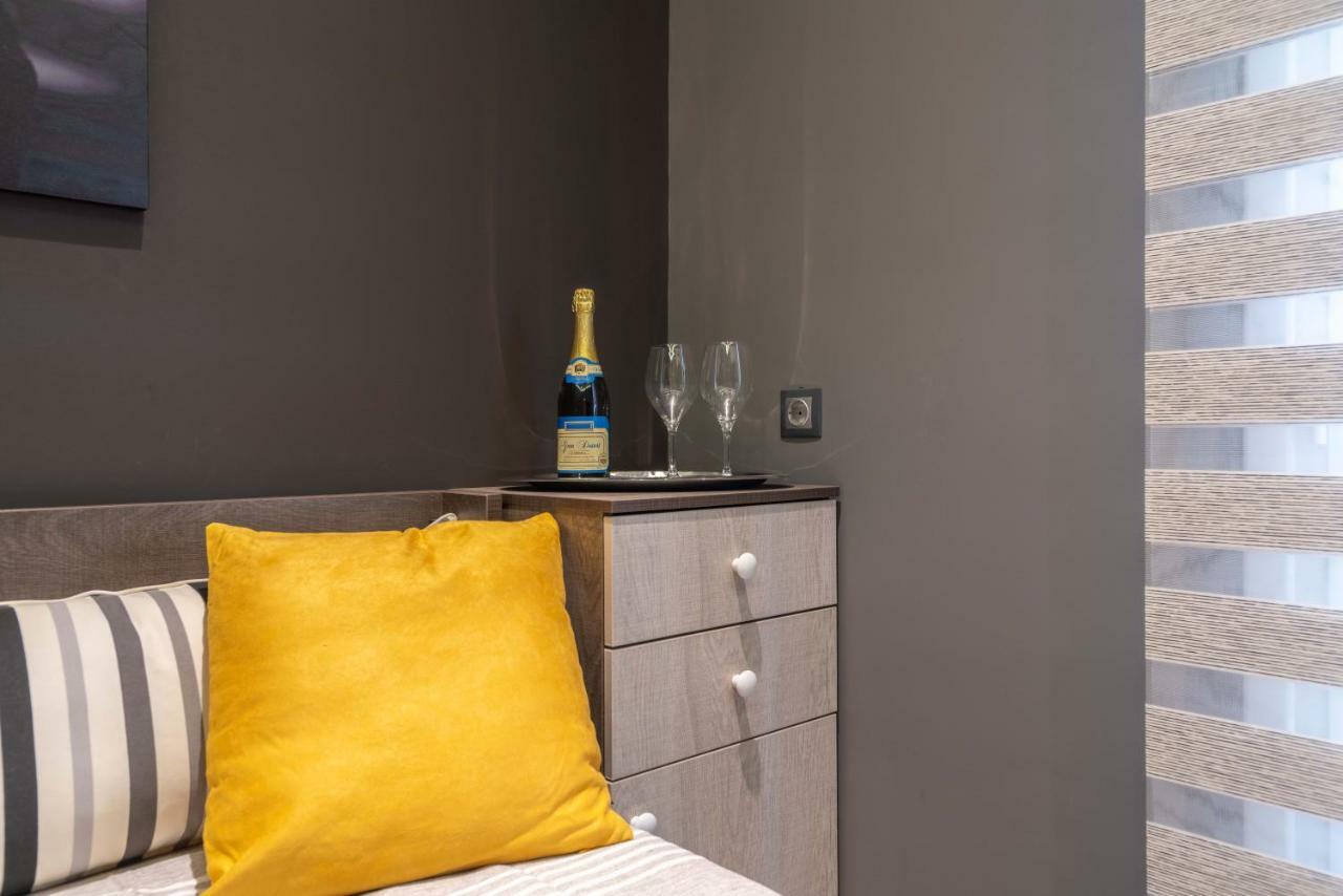 Cool Style Private Apartments Athene Buitenkant foto